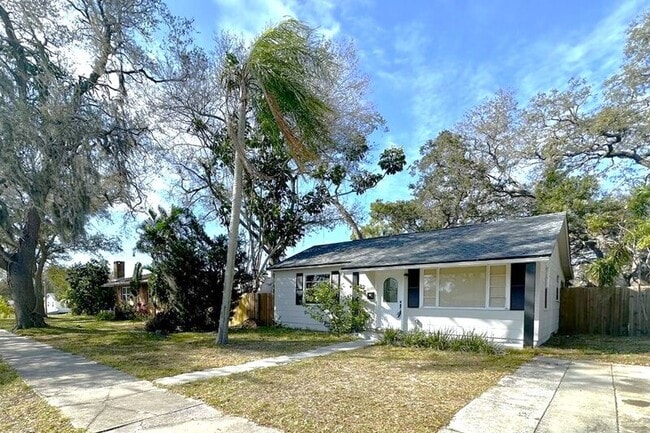 Primary Photo - 5131 13th Ave N