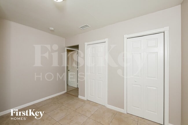 Building Photo - 1128 NW 7th Terrace