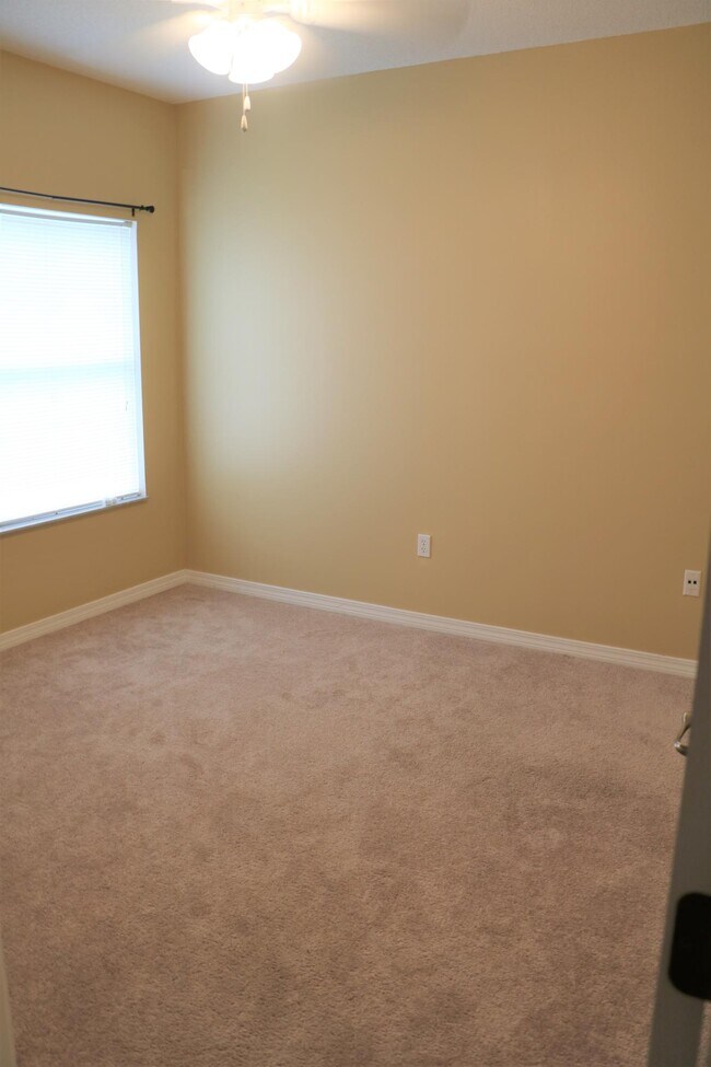 Building Photo - 7270 Mossy Oaks Dr