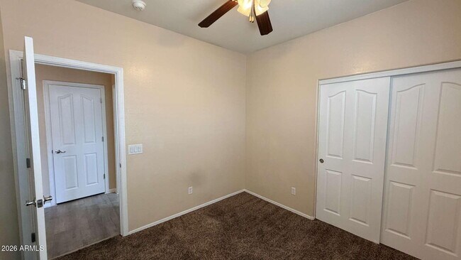 Building Photo - 2739 E Canyon Creek Dr