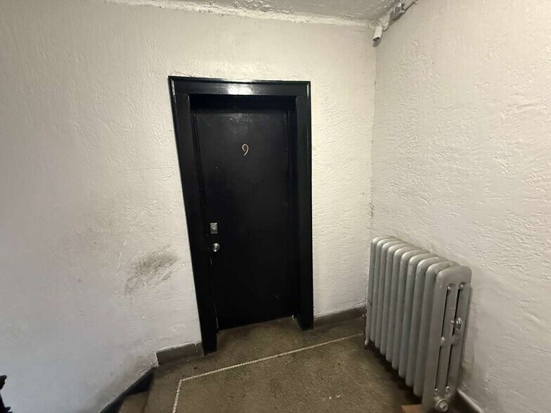 Building Photo - 392 E 147th St