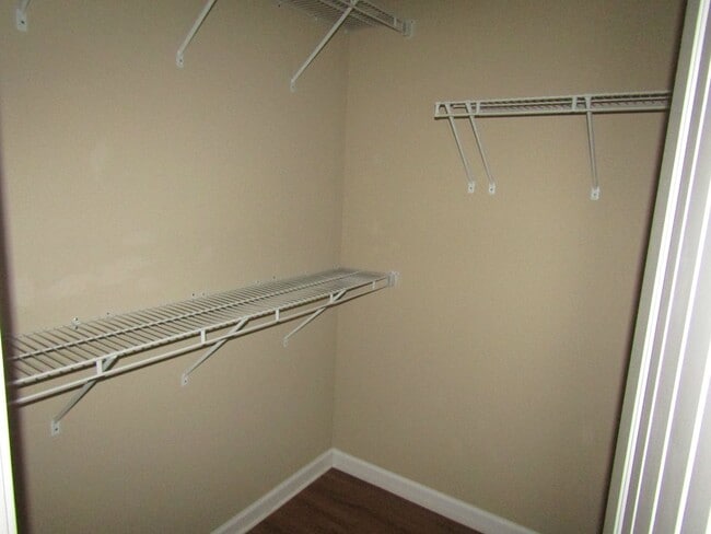 Building Photo - 908 Blane Ln