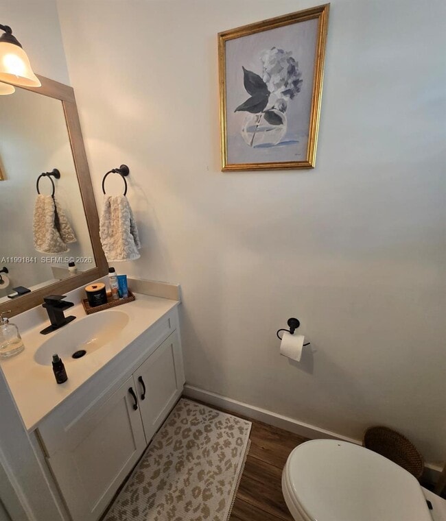 Building Photo - 806 SE 14th St