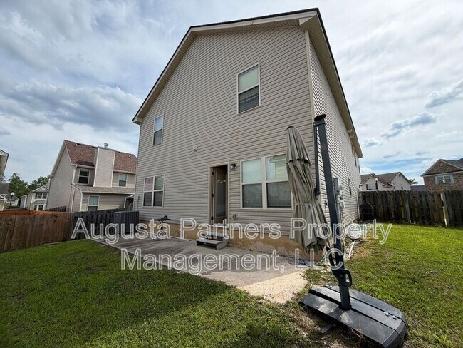 Building Photo - 3012 Burgess St