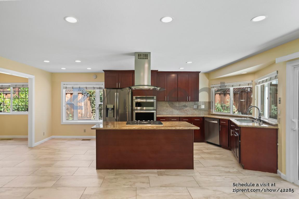 Building Photo - 279 Tordo Ct