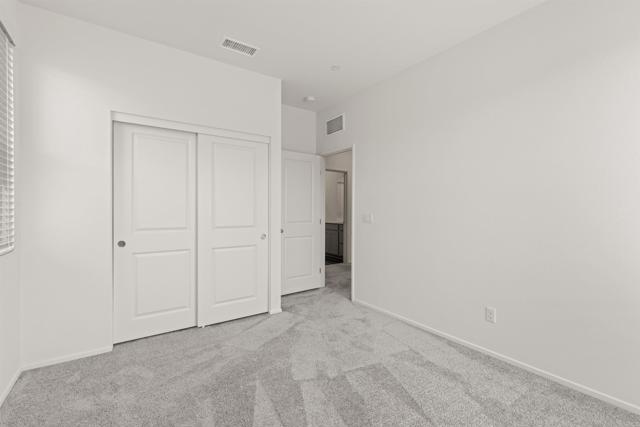 Building Photo - 895 Brookdale Dr