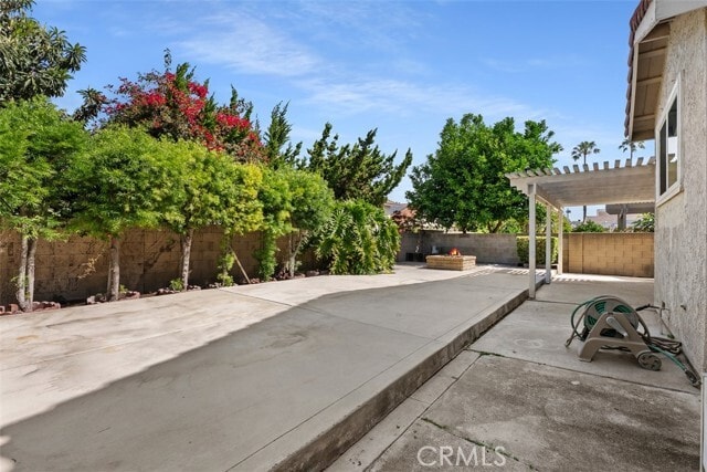 Building Photo - 14821 Yucca Ave