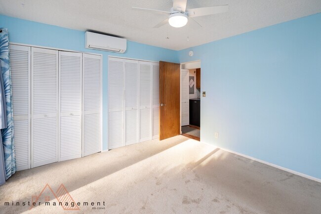 Building Photo - 47-459-459 Hui Iwa St