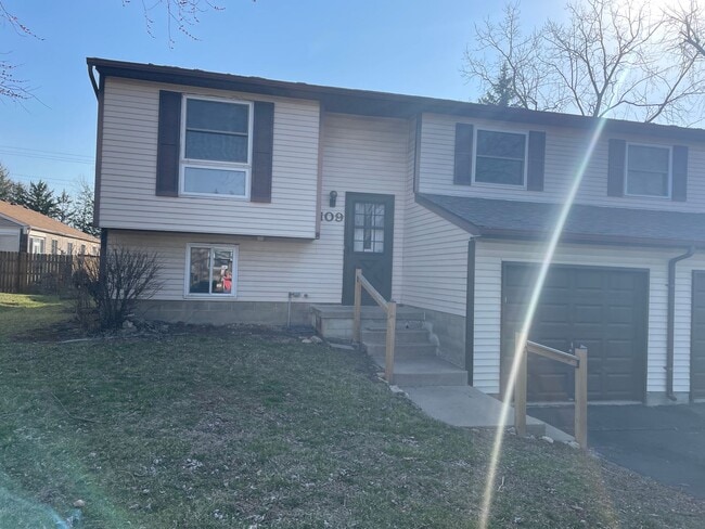 Primary Photo - Large, Quiet Home In Englewood (Union) - N...