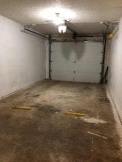 Building Photo - 216 Versailles Ave