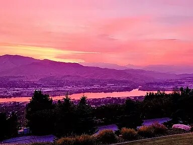 Building Photo - 2467 Twin Peaks Vw