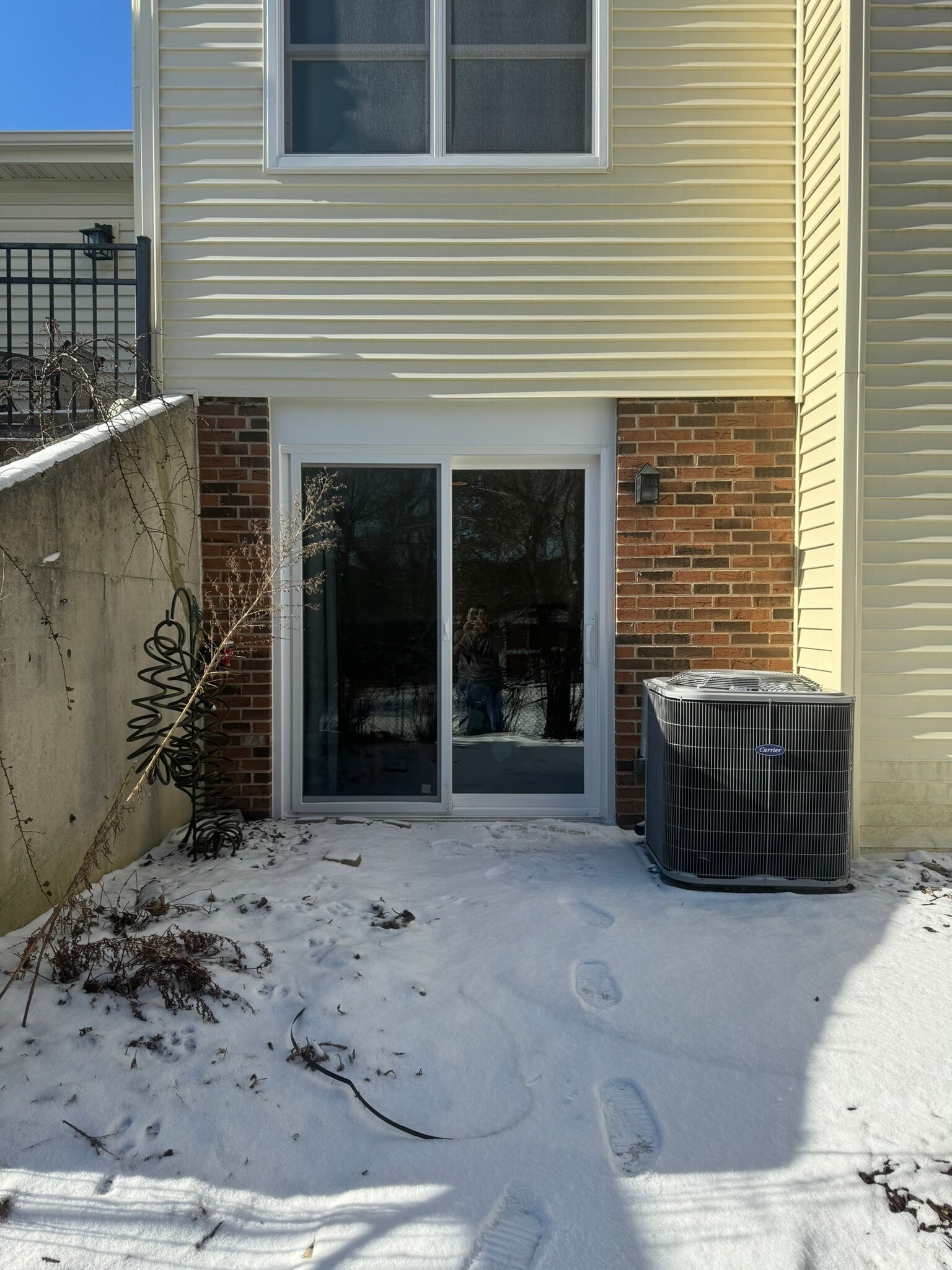 Building Photo - 7S485 Lynn Dr