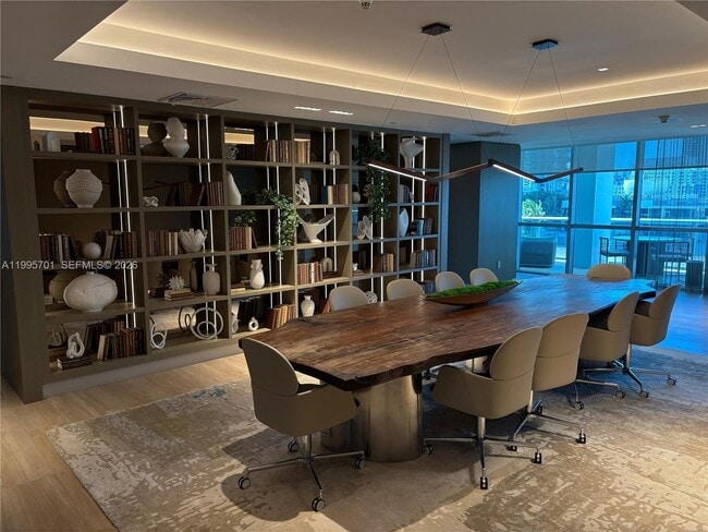 Building Photo - 900 Biscayne Blvd