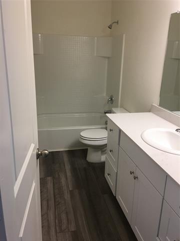 Building Photo - 1661 Hossler Trl