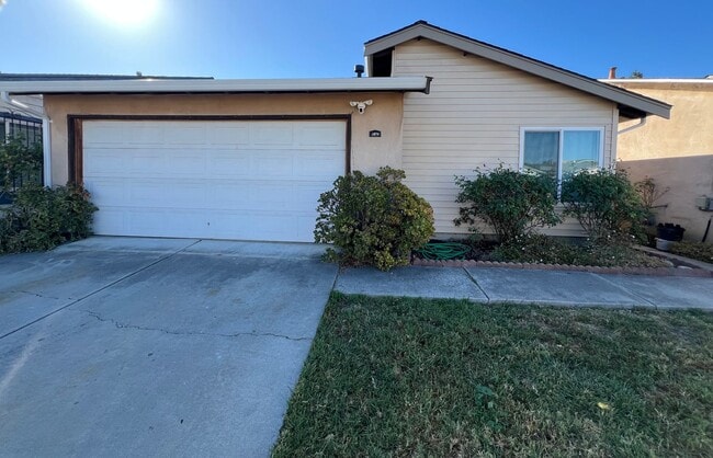 Primary Photo - 3-Bedroom San Jose Home for Rent on a Quie...
