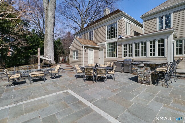 Building Photo - 278 Sunnieholme Dr