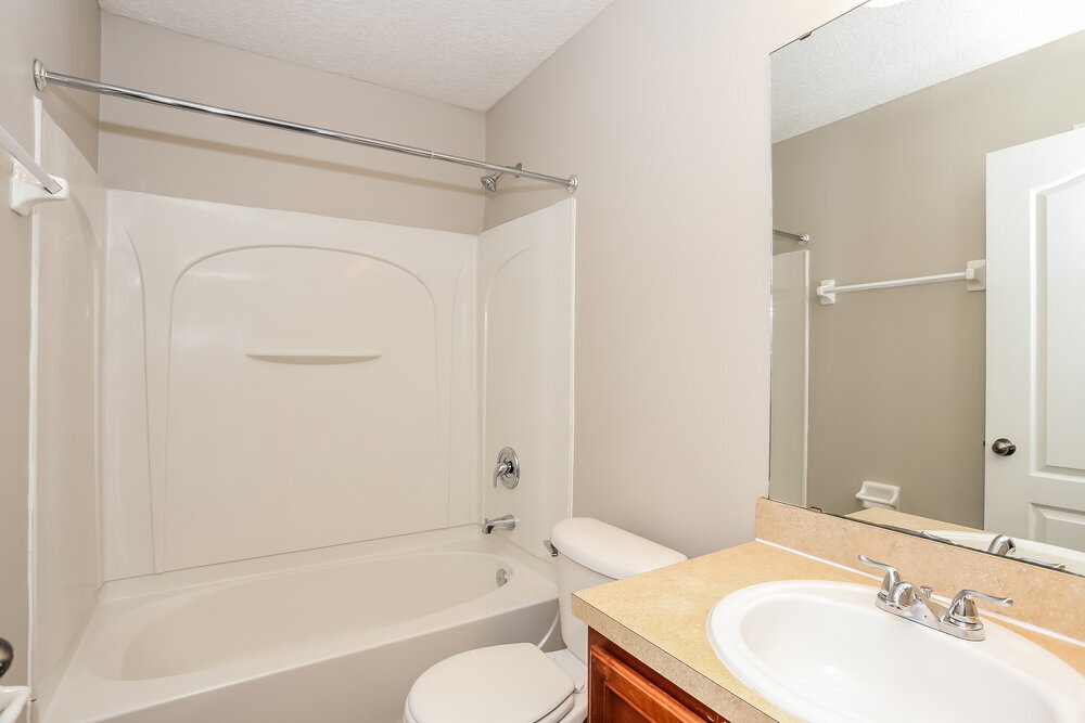 Building Photo - 3740 Briar Ln