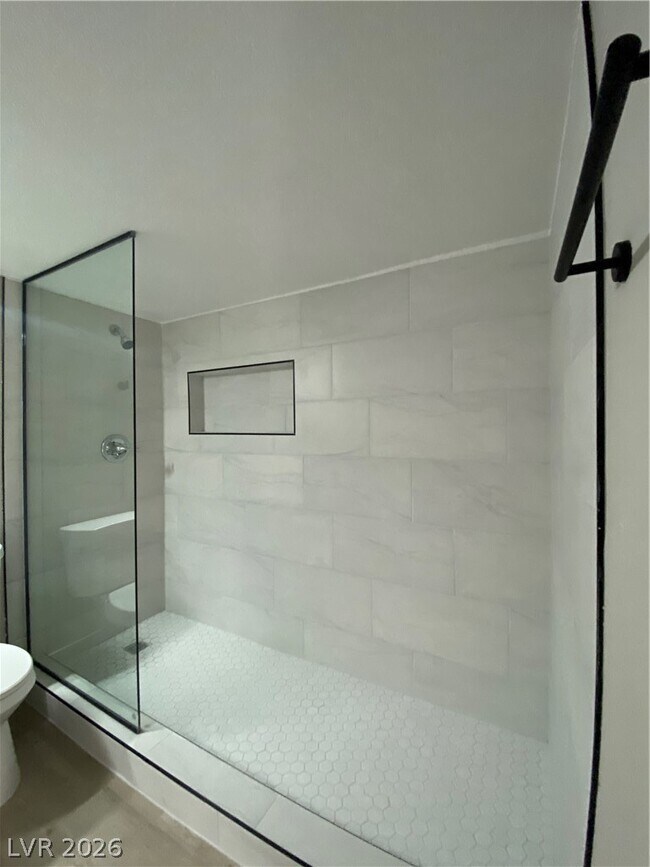 Building Photo - 8410 Eldora Ave