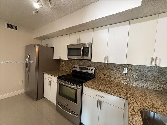 Building Photo - 8650 SW 212th St