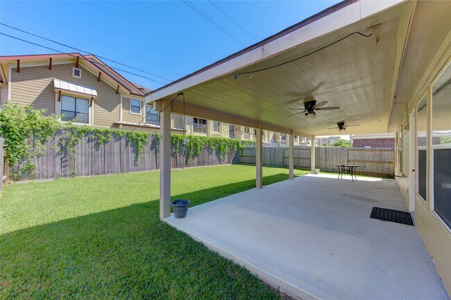 Building Photo - 24626 Cornell Park Ln