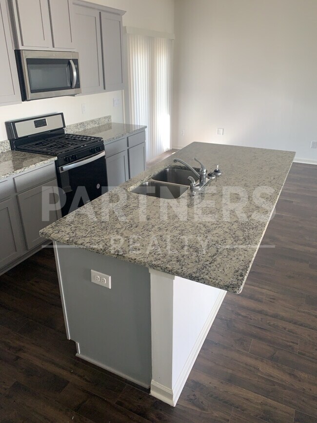 Building Photo - 4030 Fields Run