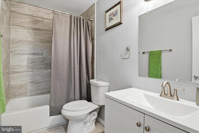 Building Photo - 9234 Byrd Dr