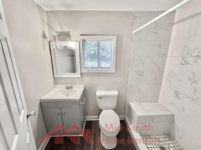 Building Photo - 324 Harrell St