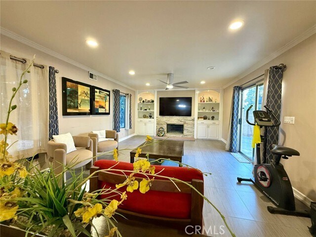 Building Photo - 17320 Alexandra Cir