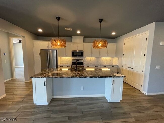 Building Photo - 10777 Princeton Bluff Ln