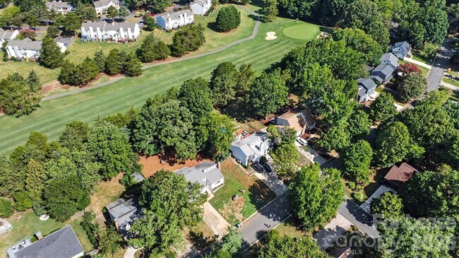 Building Photo - 9606 Fairway Ridge Rd