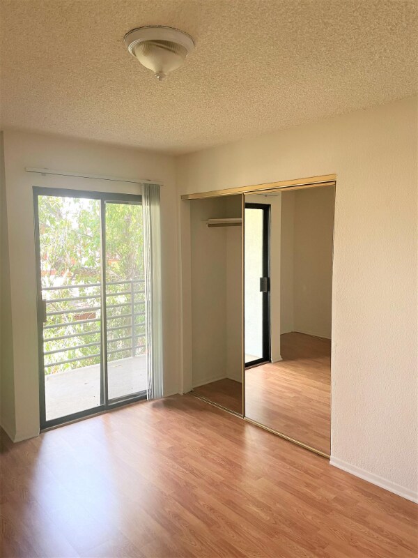 Building Photo - 503 S Adams St