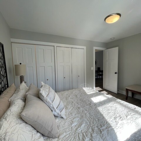 Building Photo - 548 W Surf St