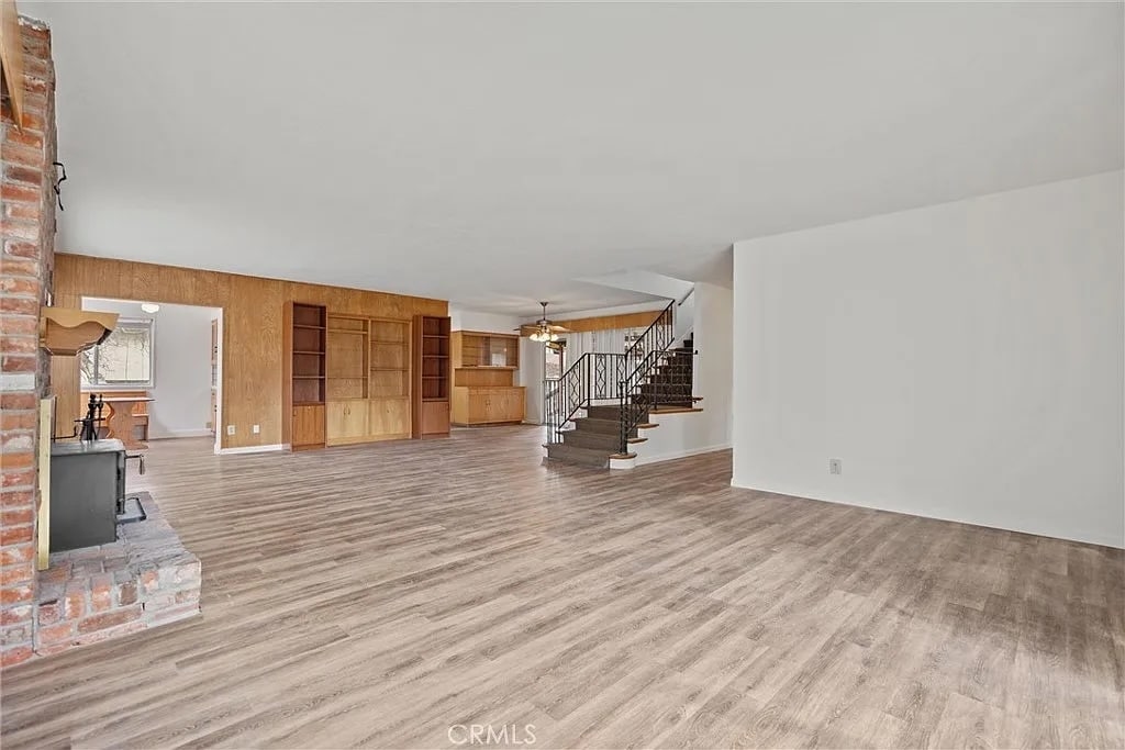 Building Photo - 403 Ash St