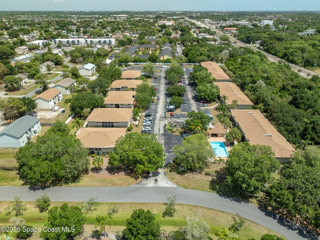 Building Photo - 1641 Sunny Brook Ln