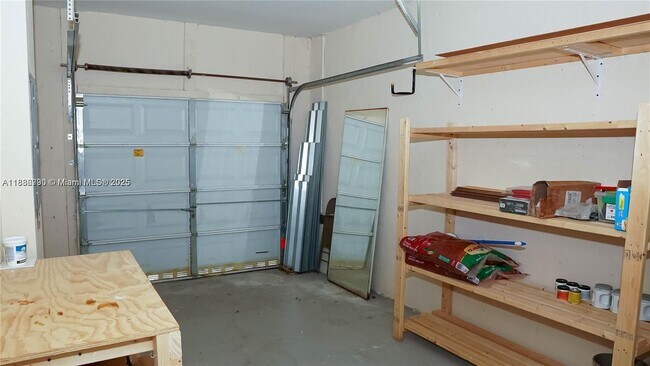 Building Photo - 1491 SE 25th Ter