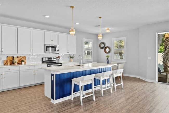 Building Photo - 5834 S MacDill Ave