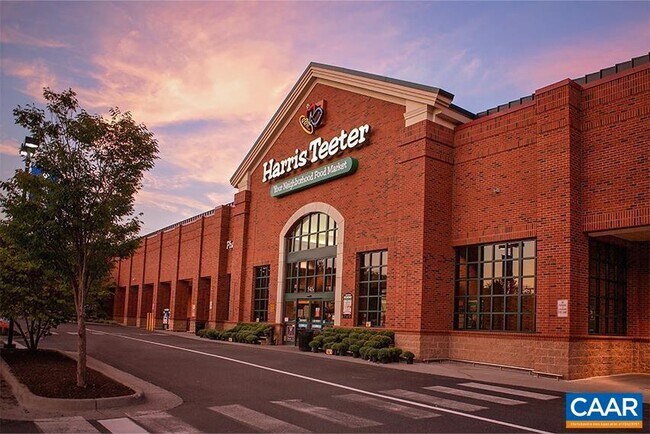 Building Photo - 6053 McComb St