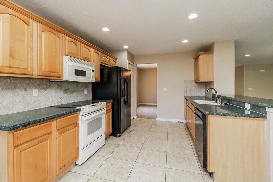 Building Photo - 1239 Juniper Hammock St