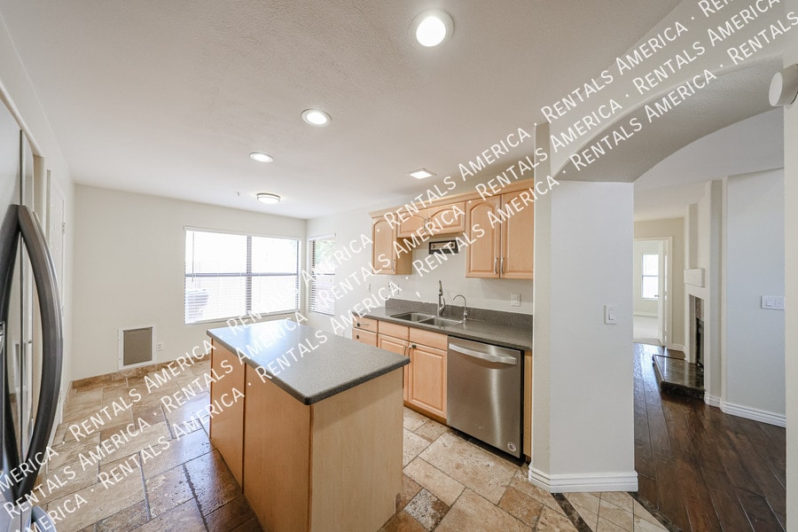 Building Photo - 12704 N 89th Pl