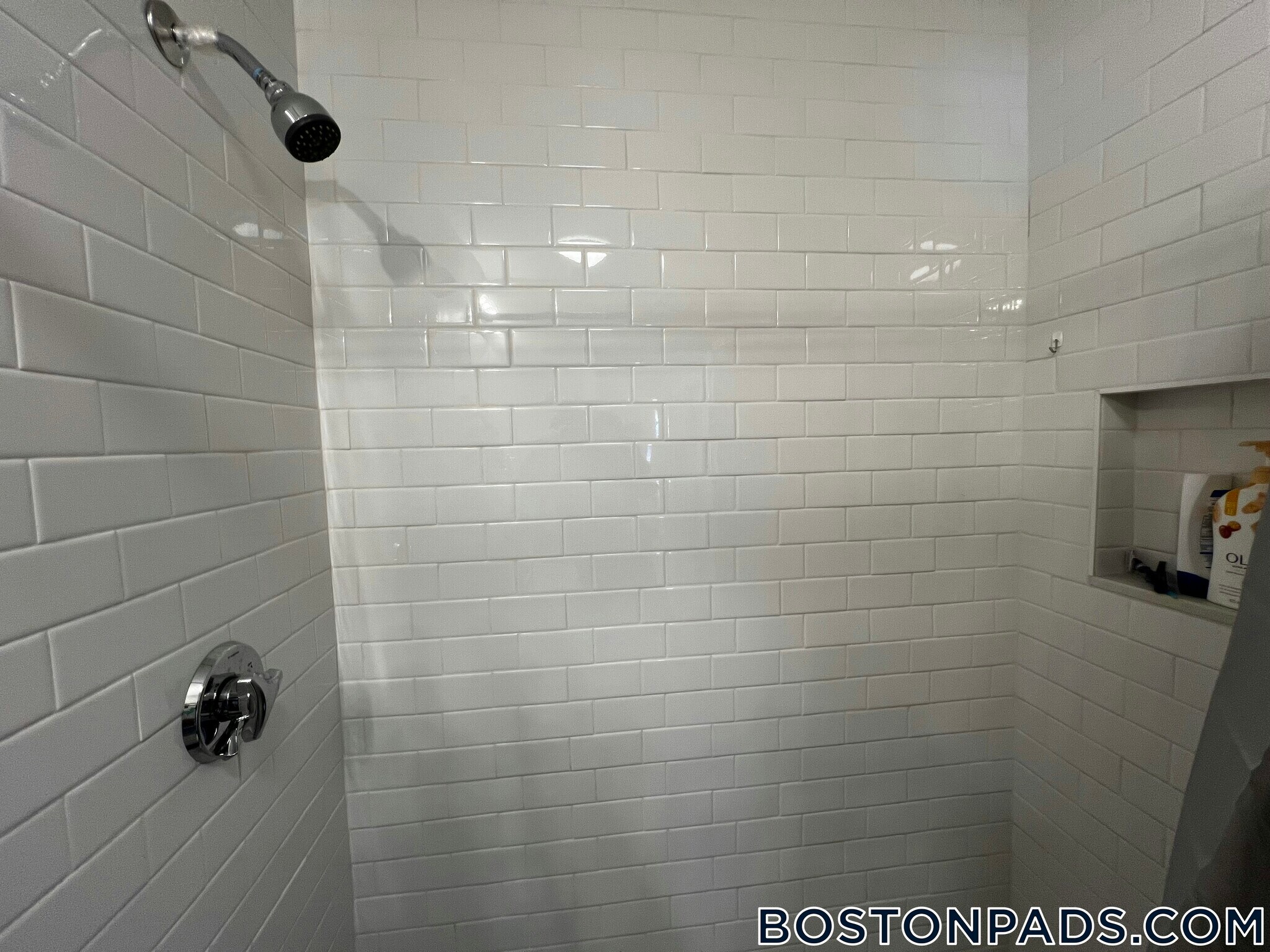 Building Photo - 226 Parker Hill Ave