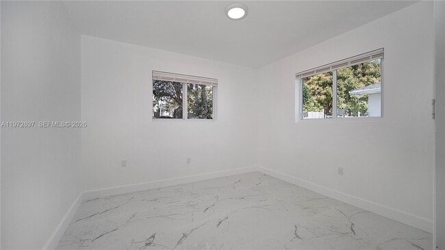 Building Photo - 11690 SW 81st Rd