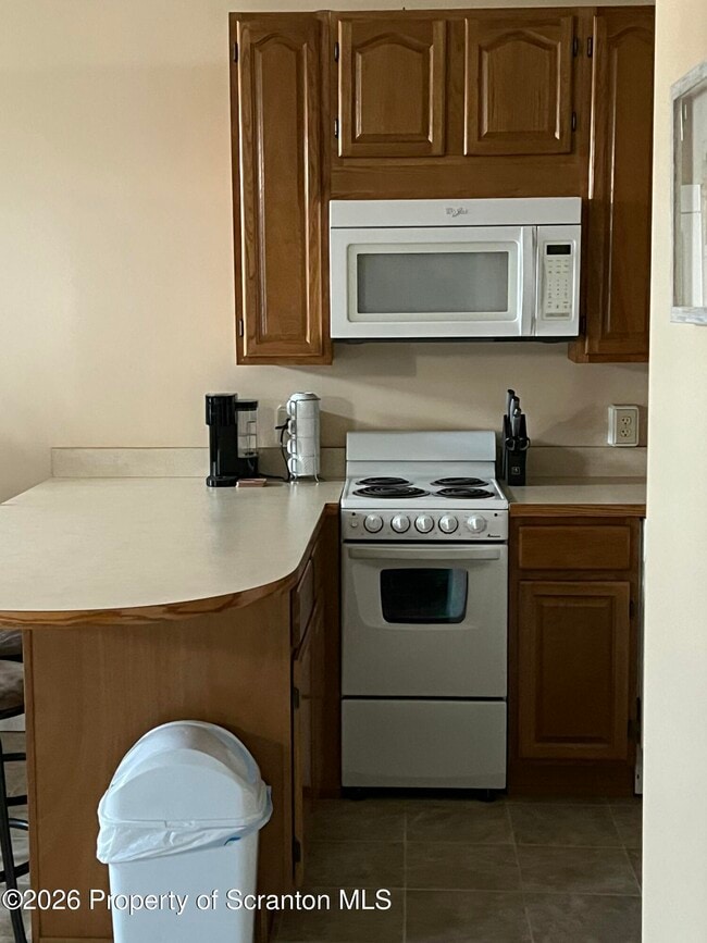 Building Photo - 18 E Tioga St