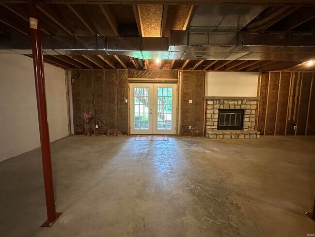 Building Photo - 1830 E Thornton Dr