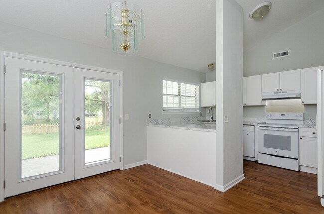 Building Photo - 4312 Watson Dr