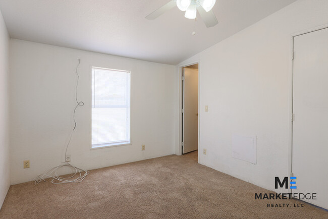Building Photo - 5Bed/3Bath Home in Buckeye, AZ! Ready for ...