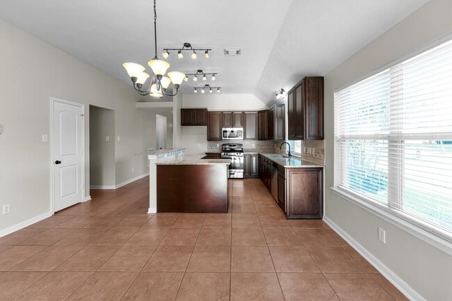 Building Photo - 2722 Bronze Loquate Ct