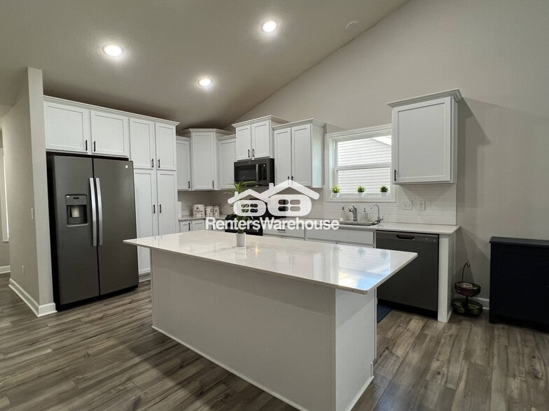 Building Photo - 8092 186th St W