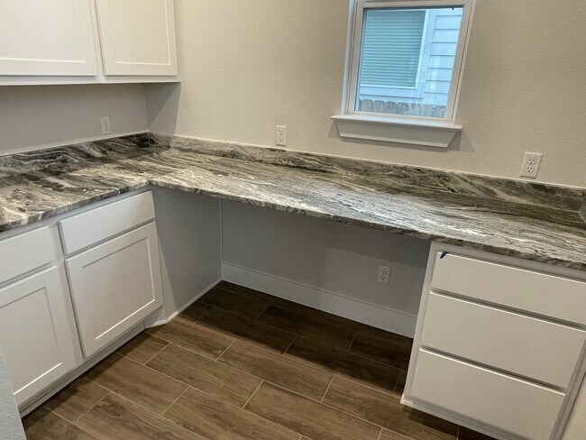 Building Photo - 151 Buckle Cove