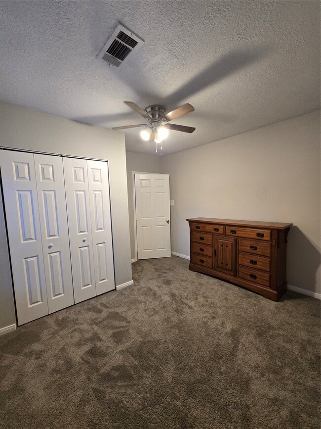 Building Photo - 511 S Roosevelt Ave