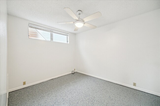 Building Photo - 3258 W Main St